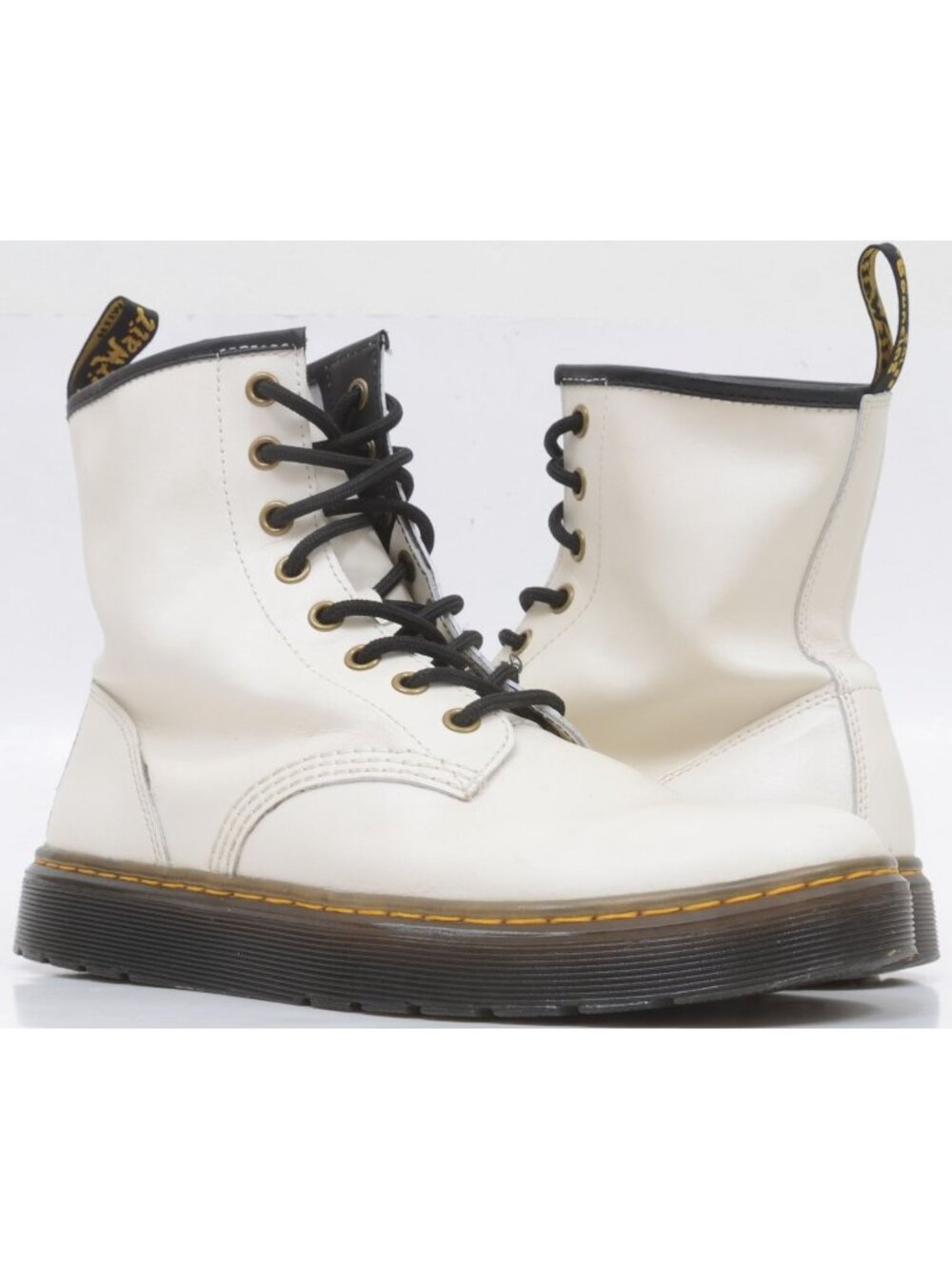 Dr. Martens Zavala Women's US 8 Combat White Leather 8 Eyelet Lace Up Boots